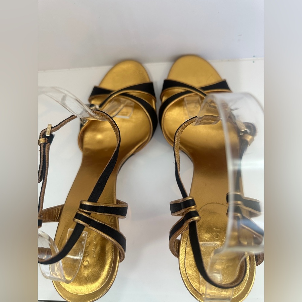 Gucci Bee Satin Heels Black Gold Strappy Sandals Ankle Strap Pumps Sz 9.5 - Picture 13 of 13